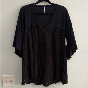 Free people summer lovin black linen blouse S NWT